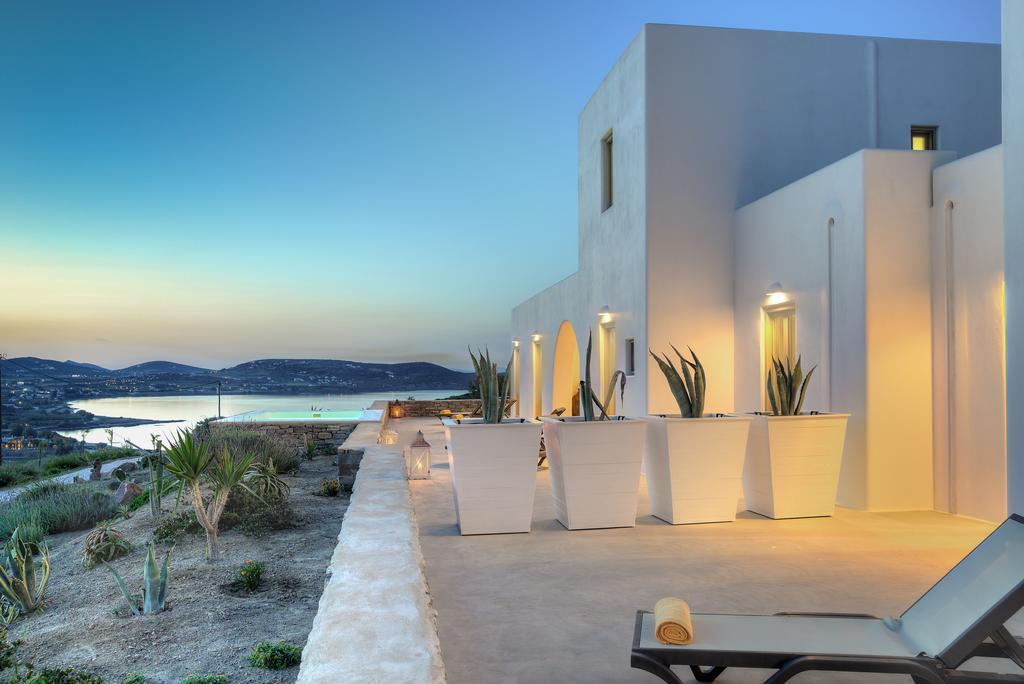 Natura Villas Paros 몰로스파루 외부 사진