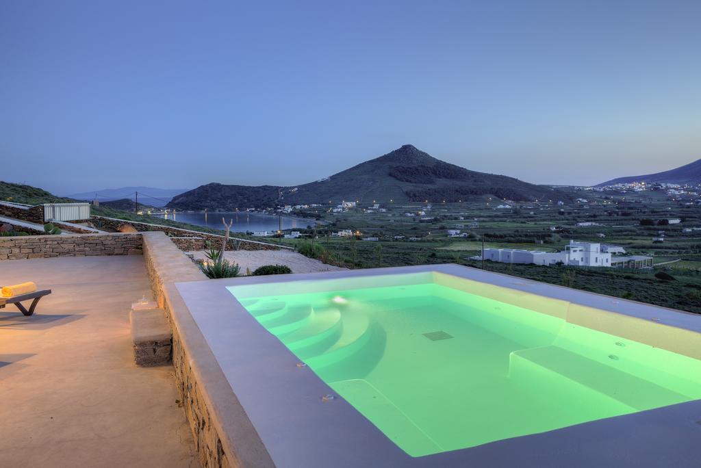 Natura Villas Paros 몰로스파루 외부 사진